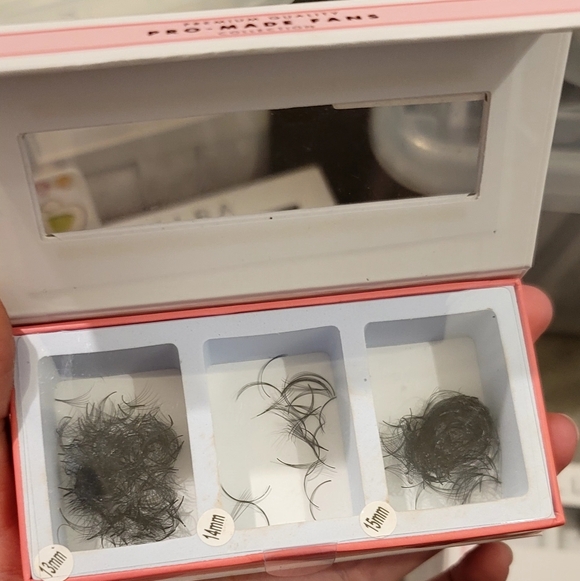 ProMade Lash Fans! - Picture 12 of 15